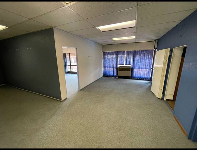 1,073M² OFFICE TO LET IN ALRODE